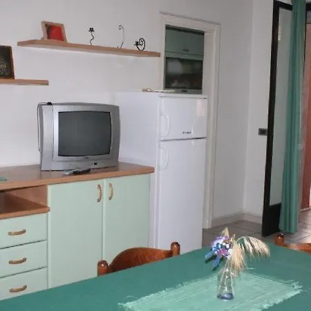 Lägenhetshotell Trilocale Sissy Sul Mare *