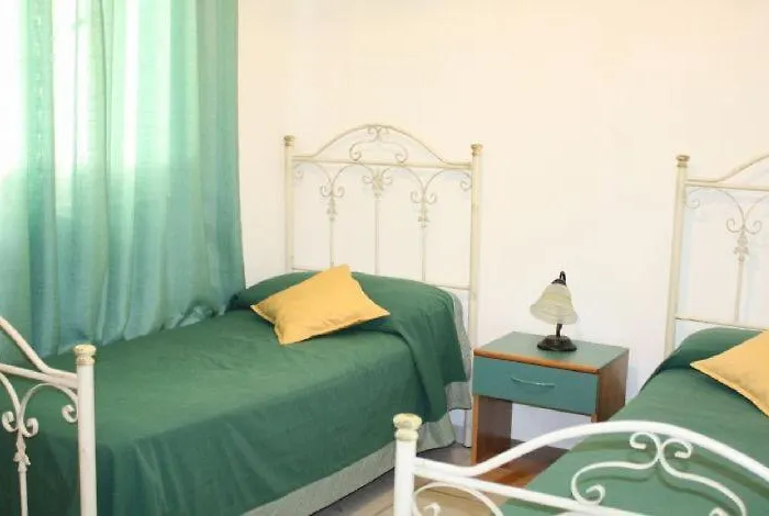 Trilocale Sissy Sul Mare Aparthotel *